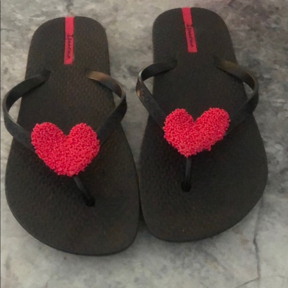 Ipanema heart flip-flops 🖤💓🖤💓 - Picture 3 of 4
